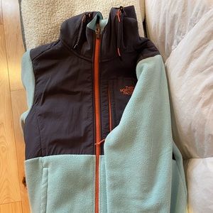 North Face Women’s Medium Jacket